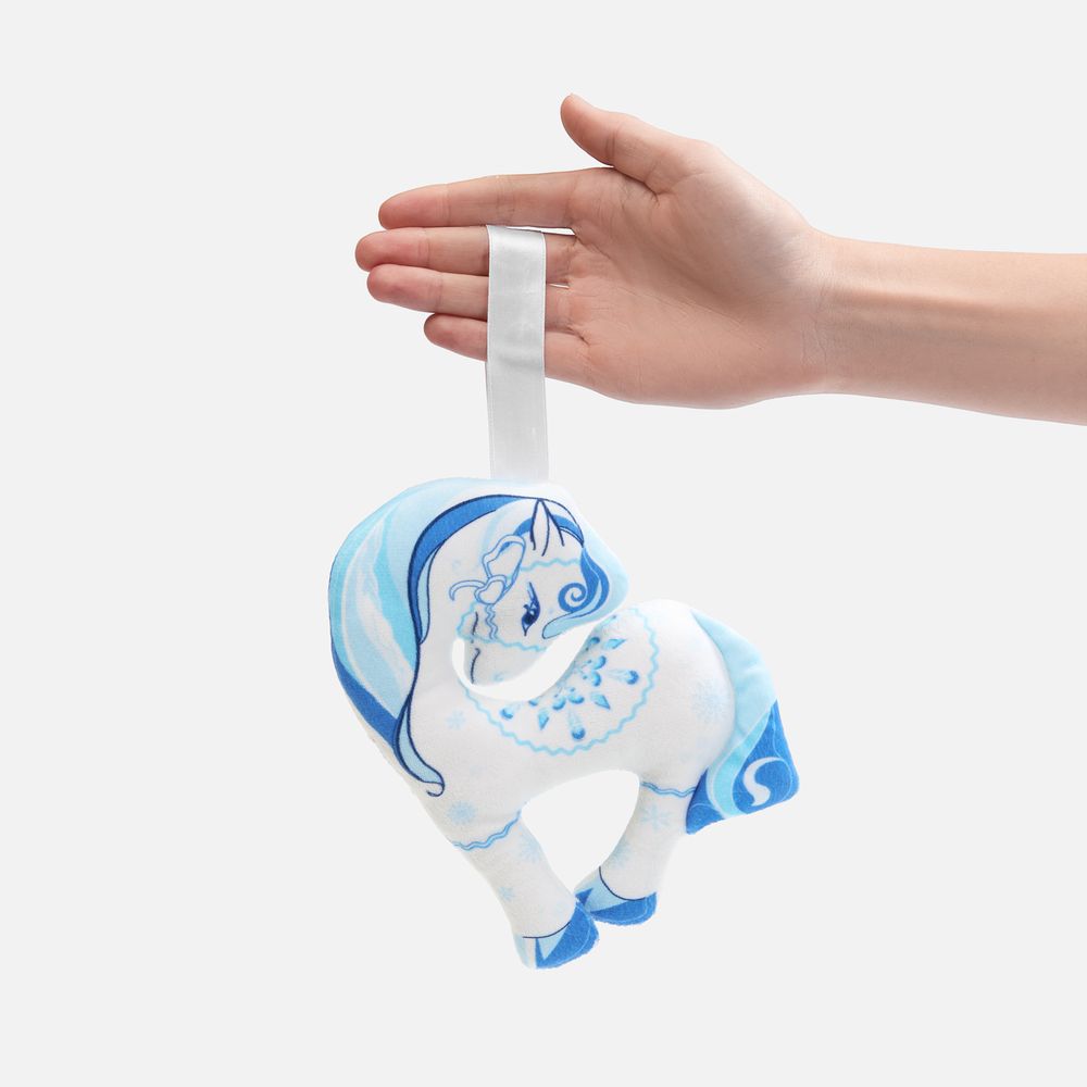 Мягкая игрушка — подвеска «Снежка» — изображение 5